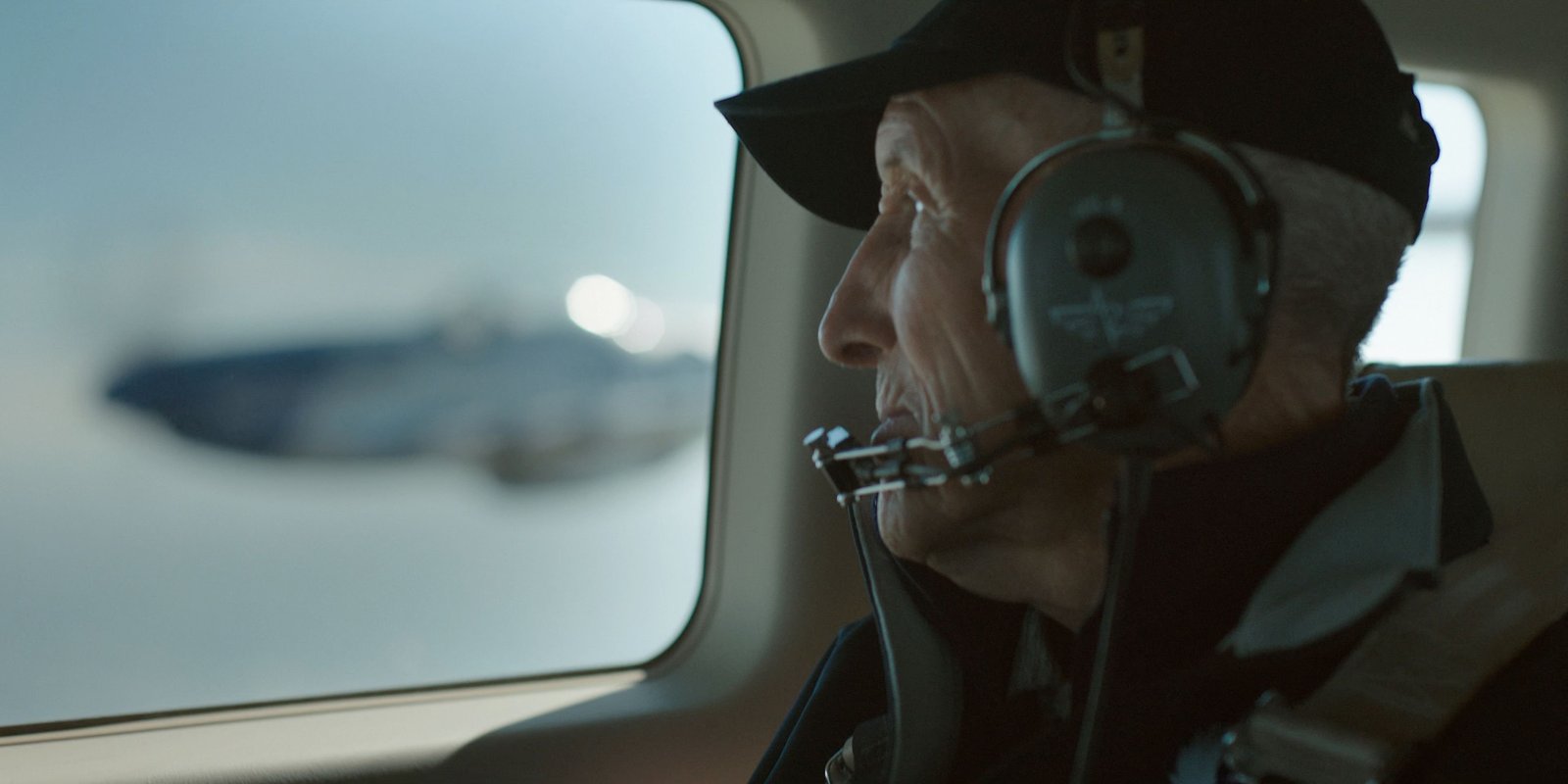A WWII veteran aboard the Normandy Legacy Flight